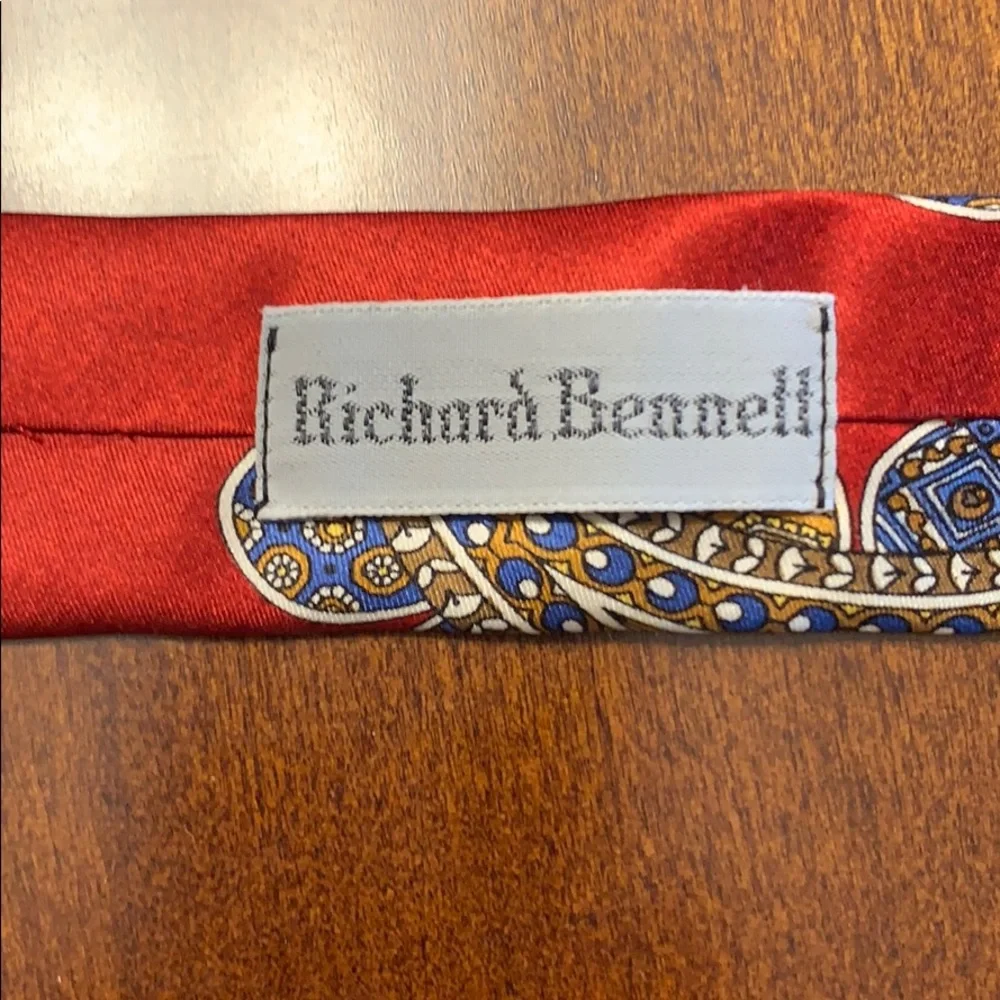 Richard Bennett silk tie